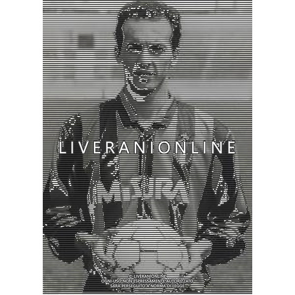 RETROSPETTIVA FAUSTO PIZZI CALCIATORE NELLA FOTO FAUSTO PIZZI CON LA MAGLIA DELL\'INTER AG ALDO LIVERANI SAS
