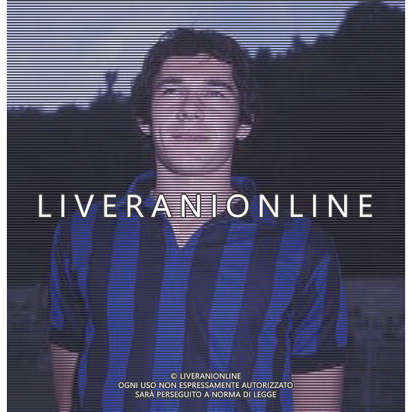 RETROSPETTIVA GIUSEPPE BARESI CALCIATORE NELLA FOTO GIUSEPPE BARESI CON LA MAGLIA DELL\'INTER AG ALDO LIVERANI SAS