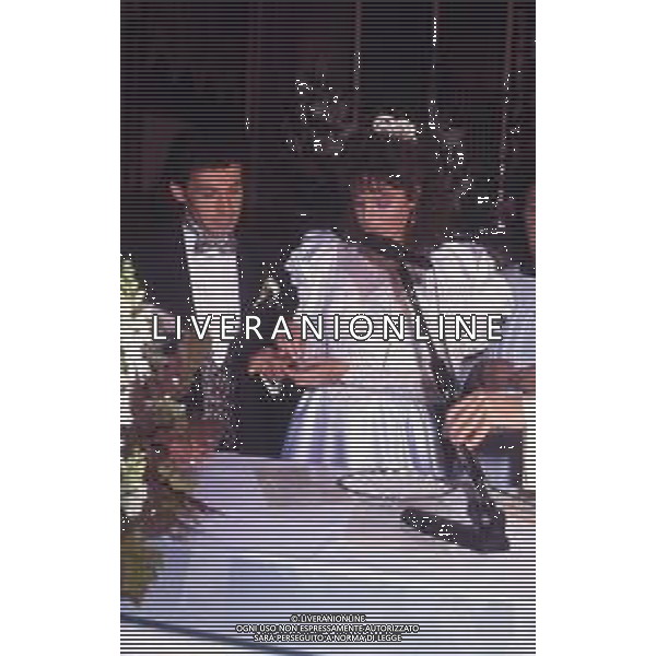 RETROSPETTIVA GIUSEPPE BARESI CALCIATORE NELLA FOTO GIUSEPPE BARESI CON LA MOGLIE ELENA TAGLIABUE IL GIORNO DELLE NOZZE AG ALDO LIVERANI SAS
