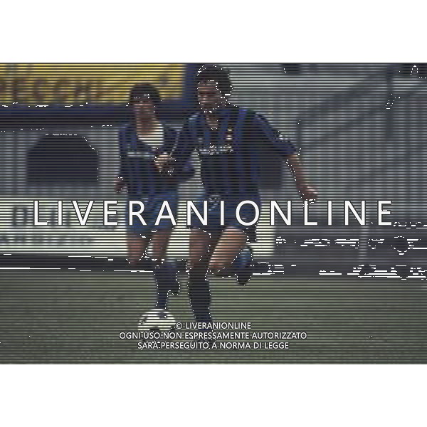 RETROSPETTIVA GIUSEPPE BARESI CALCIATORE NELLA FOTO GIUSEPPE BARESI CON LA MAGLIA DELL\'INTER AG ALDO LIVERANI SAS