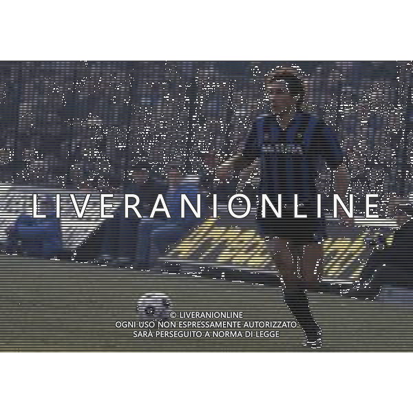 RETROSPETTIVA GIUSEPPE BARESI CALCIATORE NELLA FOTO GIUSEPPE BARESI CON LA MAGLIA DELL\'INTER AG ALDO LIVERANI SAS