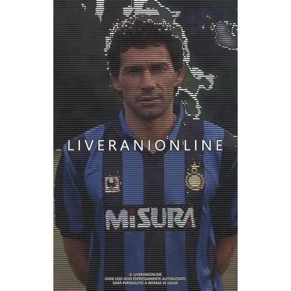 RETROSPETTIVA GIUSEPPE BARESI CALCIATORE NELLA FOTO GIUSEPPE BARESI CON LA MAGLIA DELL\'INTER AG ALDO LIVERANI SAS