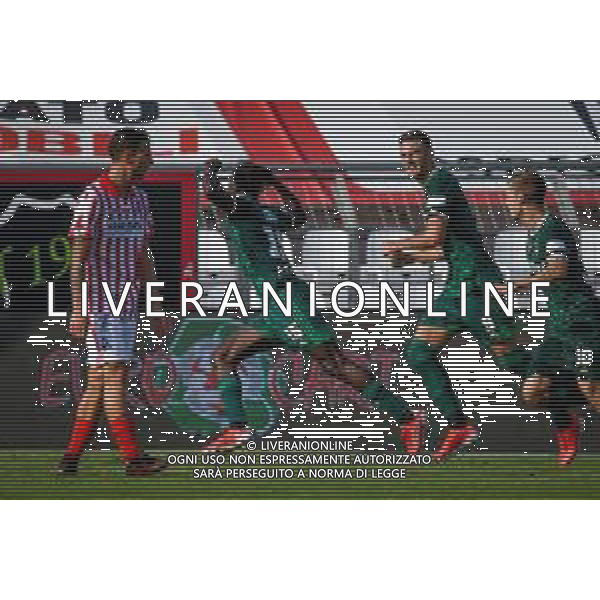 GriffoniE/LMedia - LR Vicenza vs AC Pisa - Campionato di Calcio Serie BKT 2021/2022 18 settembre 2021 - Stadio Romeo Menti, Vicenza, Italia Nella foto: Esultanza di Idrissa Toure\' (Pisa) dopo aver segnato il gol del 1-1 @GriffoniE/LMedia AG ALDO LIVERANI SAS