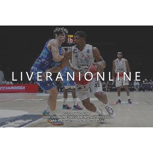 BOLOGNA 18/09/2021 Basket -Discovery+Supercoppa 2021 - Quarti di Finale - AIX Armani Exchange Milano vs Nutribullet Treviso Basket - nella foto: hines kyle ©Claudio Zamagni/Agenzia Aldo Liverani