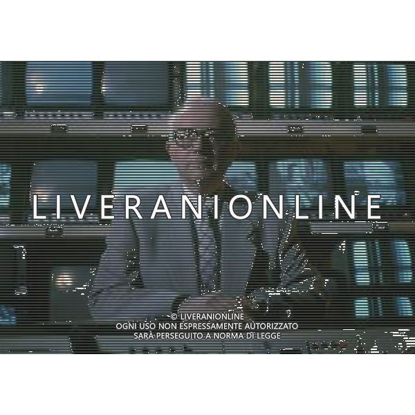 RETROSPETTIVA ENZO BIAGI GIORNALISTA E SCRITTORE E CONDUTTORE TELEVISIVO NELLA FOTO ENZO BIAGI NELLA TRASMISSIONE TELEVISIVA “IL CASO“ NELL\'ANNO 1985 AG ALDO LIVERANI SAS