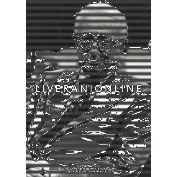 RETROSPETTIVA ENZO BIAGI GIORNALISTA E SCRITTORE E CONDUTTORE TELEVISIVO  NELLA FOTO ENZO BIAGI NELL\'ANNO 1993 AG ALDO LIVERANI SAS 