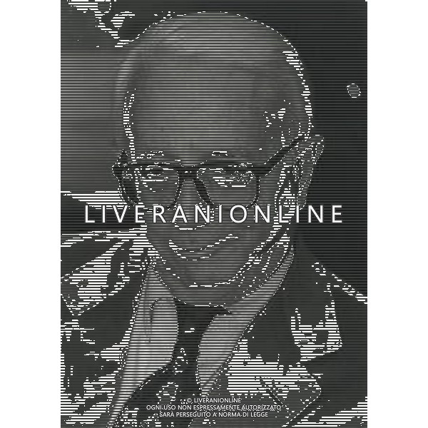 RETROSPETTIVA ENZO BIAGI GIORNALISTA E SCRITTORE E CONDUTTORE TELEVISIVO  NELLA FOTO ENZO BIAGI NELL\'ANNO 1993 AG ALDO LIVERANI SAS 