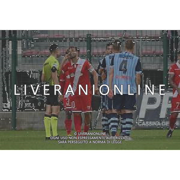 ¬© TVRG Guccione (Mantova) protesta con l\'arbitro a fine gara AlbinoLeffe vs Mantova Campionato Serie C girone A - 4a giornata Gorgonzola (MI) 19-09-2021 Stadio Citta\' di Gorgonzola foto Roberto Garavaglia/ag. Aldo Liverani sas / AGENZIA ALDO LIVERANI SAS