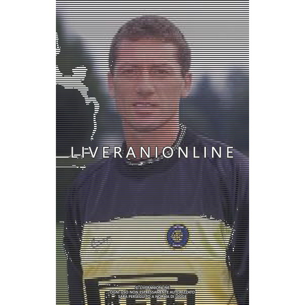 RETROSPETTIVA FABRIZIO FERRON CALCIATORE NELLA FOTO FABRIZIO FERRON CON LA MAGLIA DELL\'INTER AG ALDO LIVERANI SAS