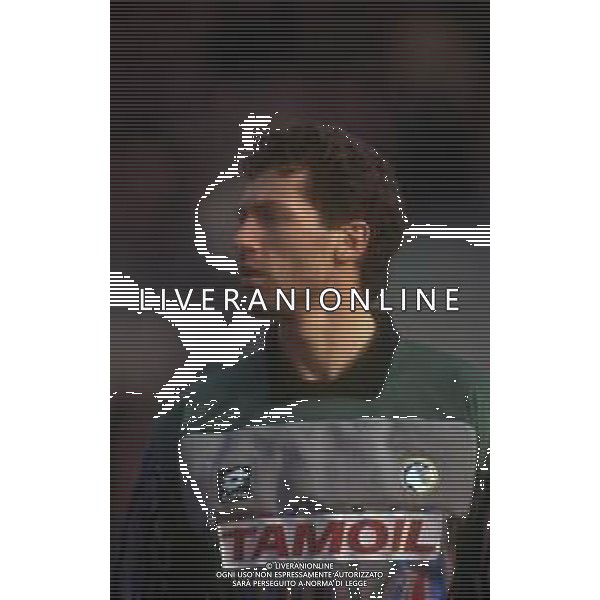 RETROSPETTIVA FABRIZIO FERRON CALCIATORE NELLA FOTO FABRIZIO FERRON CON LA MAGLIA DELL\'ATALANTA CALCIO AG ALDO LIVERANI SAS