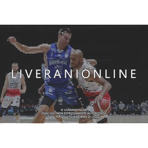 BOLOGNA 20/09/2021 Basket -Discovery + Supercoppa 2021 - Semifinale - Happy Casa Brindisi vs AIX Armani Exchange Milano - nella foto: Shields Shavon(AX Armani Exchanghe Olimpia Milano)Adrian Nathan (Happy Casa Brindisi) ©Claudio Zamagni/Agenzia Aldo Liverani