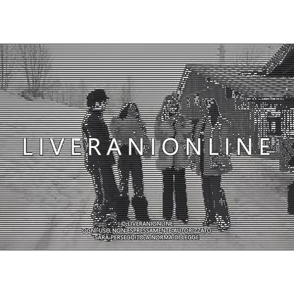 RETROSPETTIVA FRANCO INTERLENGHI ATTORE NELLA FOTO FRANCO INTERLENGHI A CORTINA D\'AMPEZZO NELL\'ANNO 1973 CON ANTONELLA LUALDI E FAMIGLIA AG ALDO LIVERANI SAS 