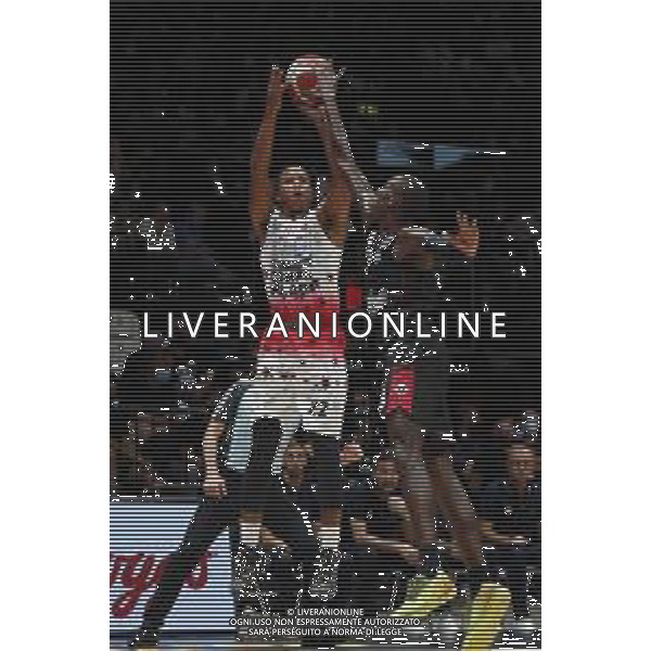 BOLOGNA 21/09/2021 Basket -Discovery + Finale Supercoppa 2021 - AIX Armani Exchange Milano vs Segafredo Virtus Bologna - nella foto: Hall Devon(AX Armani Exchanghe Olimpia Milano) ©Claudio Zamagni/Agenzia Aldo Liverani