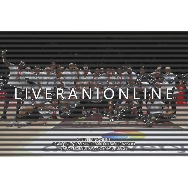 BOLOGNA 21/09/2021 Basket -Discovery + Finale Supercoppa 2021 - AIX Armani Exchange Milano vs Segafredo Virtus Bologna - nella foto: esultanza finale Virtus Bologna per la vittoria della supercoppa 2021 ©Claudio Zamagni/Agenzia Aldo Liverani