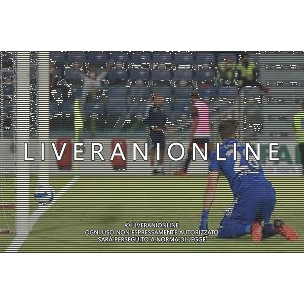 22-9-2021. Cagliari Calcio - Empoli F.C.. 5° giornata Serie A calcio 2021-2022. Italia, Sardegna, Cagliari, Stadio Unipol Domus. Salvatore Moi/Aldo Liverani s.a.s. Nella foto: gol ed esultanza empoli di Leo Stulac Empoli contro Cagliari in trasferta 0-2 ©MOI/AGENZIA ALDO LIVERANI SAS