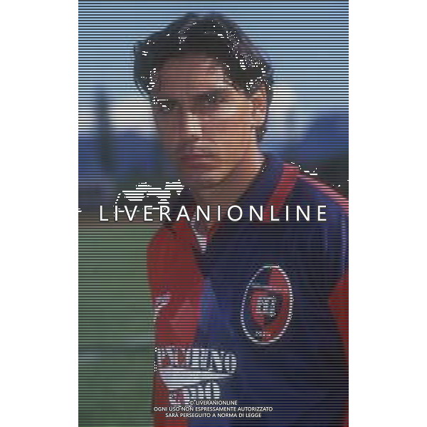 RETROSPETTIVA DANIELE BERETTA CALCIATORE NELLA FOTO DANIELE BERETTA CON LA MAGLIA DEL CAGLIARI CALCIO AG ALDO LIVERANI SAS