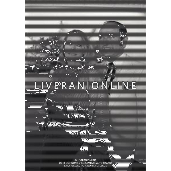RETROSPETTIVA ANITA EKBERG ATTRICE NELLA FOTO ANITA EKBERG A CANNES NELL\'ANNO 1978 CON IL FIDANZATO AG ALDO LIVERANI SAS  