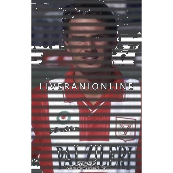RETROSPETTIVA ARTURO DI NAPOLI CALCIATORE NELLA FOTO ARTURO DI NAPOLI CON LA MAGLIA DEL VICENZA CALCIO AG ALDO LIVERANI SAS