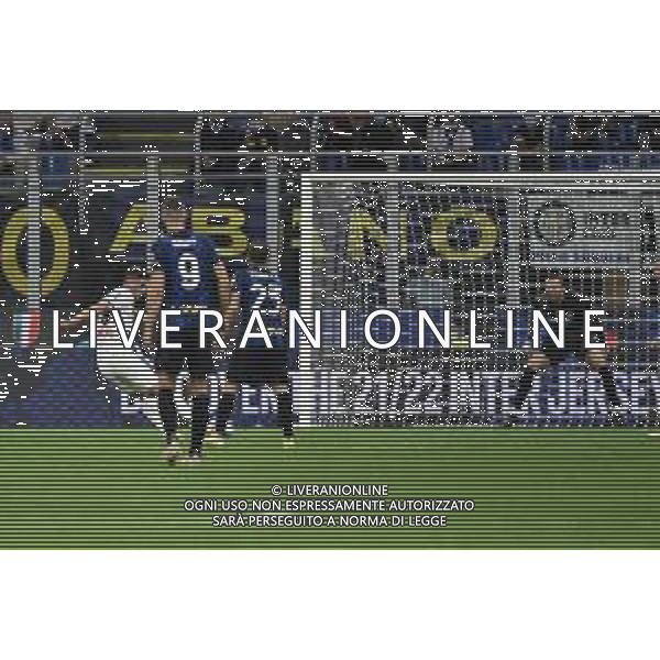 Roberto PIccoili (Atalanta) segna il gol del 3 a 2 ma il VAR annulla la rete Inter vs Atalanta Campionato Serie A TIM - 6a giornata Milano 25-09-2021 Stadio Giuseppe Meazza - San Siro foto Roberto Garavaglia/ag. Aldo Liverani sas /AGENZIA ALDO LIVERANI SAS