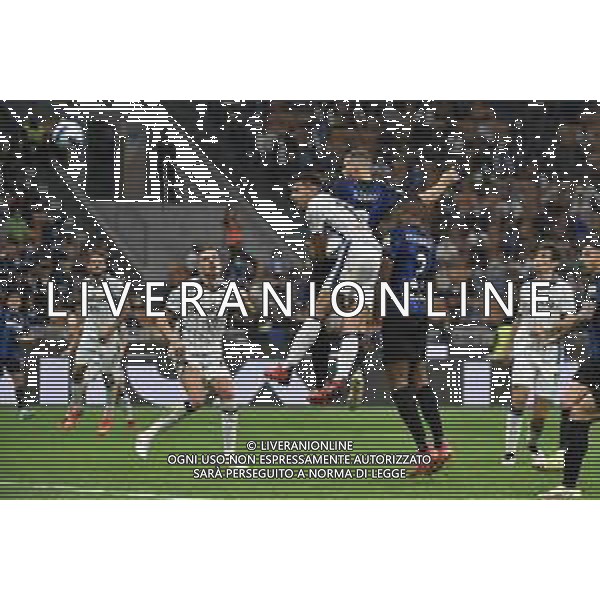 Edin Dzeko (Inter) vicino al gol del 3 a 2 nel recupero Inter vs Atalanta Campionato Serie A TIM - 6a giornata Milano 25-09-2021 Stadio Giuseppe Meazza - San Siro foto Roberto Garavaglia/ag. Aldo Liverani sas /AGENZIA ALDO LIVERANI SAS