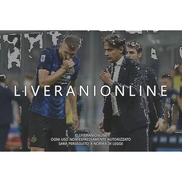 Edin Dzeko (Inter) SX e Simone Inzaghi allenatore Inter DX Inter vs Atalanta Campionato Serie A TIM - 6a giornata Milano 25-09-2021 Stadio Giuseppe Meazza - San Siro foto Roberto Garavaglia/ag. Aldo Liverani sas