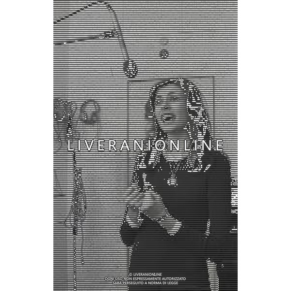 RETROSPETTIVA ALICE PSEUDONIMO DI CARLA BISSI CANTANTE NELLA FOTO ALICE PSEUDONIMO DI CARLA BISSI NELL\'ANNO 1972 A MILANO AG ALDO LIVERANI SAS