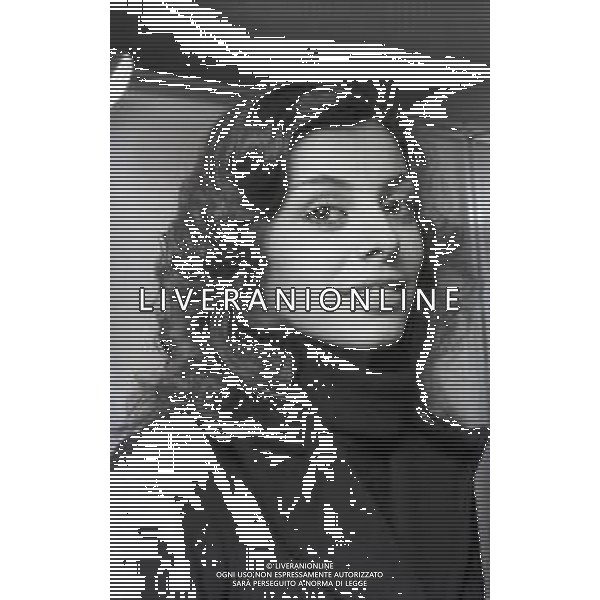 RETROSPETTIVA ALICE PSEUDONIMO DI CARLA BISSI CANTANTE NELLA FOTO ALICE PSEUDONIMO DI CARLA BISSI NELL\'ANNO 1972 A MILANO AG ALDO LIVERANI SAS