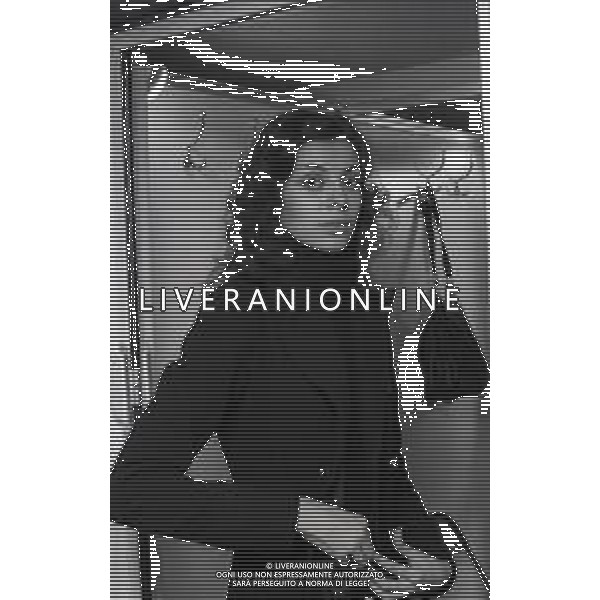 RETROSPETTIVA ALICE PSEUDONIMO DI CARLA BISSI CANTANTE NELLA FOTO ALICE PSEUDONIMO DI CARLA BISSI NELL\'ANNO 1972 A MILANO AG ALDO LIVERANI SAS