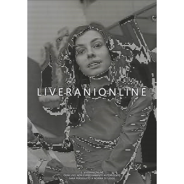 RETROSPETTIVA ALICE PSEUDONIMO DI CARLA BISSI CANTANTE NELLA FOTO ALICE PSEUDONIMO DI CARLA BISSI NELL\'ANNO 1972 A MILANO AG ALDO LIVERANI SAS