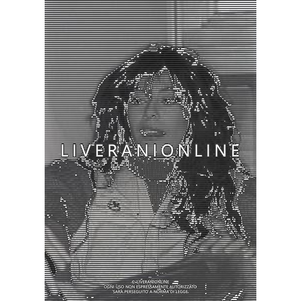 RETROSPETTIVA ALICE PSEUDONIMO DI CARLA BISSI CANTANTE NELLA FOTO ALICE PSEUDONIMO DI CARLA BISSI NELL\'ANNO 1982 A TERRAZZA MARTINI A MILANO AG ALDO LIVERANI SAS 