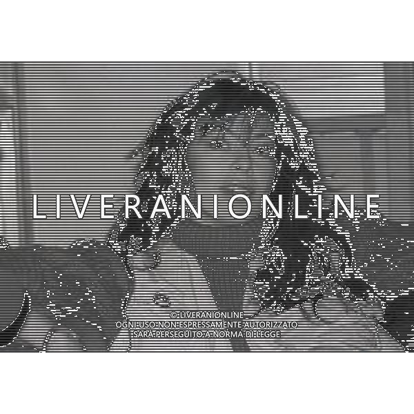 RETROSPETTIVA ALICE PSEUDONIMO DI CARLA BISSI CANTANTE NELLA FOTO ALICE PSEUDONIMO DI CARLA BISSI NELL\'ANNO 1982 A TERRAZZA MARTINI A MILANO AG ALDO LIVERANI SAS 