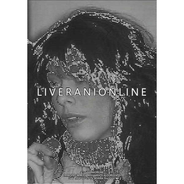 RETROSPETTIVA ALICE PSEUDONIMO DI CARLA BISSI CANTANTE NELLA FOTO ALICE PSEUDONIMO DI CARLA BISSI NELL\'ANNO 1982 A TERRAZZA MARTINI A MILANO AG ALDO LIVERANI SAS 