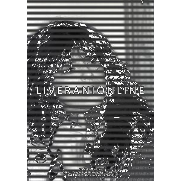 RETROSPETTIVA ALICE PSEUDONIMO DI CARLA BISSI CANTANTE NELLA FOTO ALICE PSEUDONIMO DI CARLA BISSI NELL\'ANNO 1982 A TERRAZZA MARTINI A MILANO AG ALDO LIVERANI SAS  