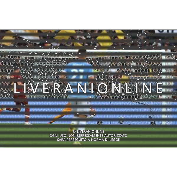 Lazio vs Roma Campionato Serie A TIM - 6 giornata Stadio Olimpico - Roma 26-09-2021 nella foto Gol Pedro Rodriguez ©Federico Gaetano/AGENZIA ALDO LIVERANI SAS