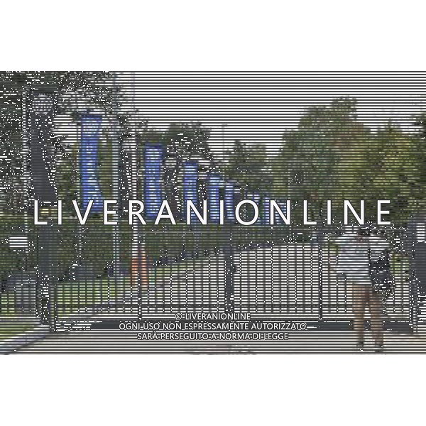 ¬© TVRG Allenamento Inter nella foto ingresso Suning Training Centre Appiano Gentile (CO) 27-09-2021 Centro sportivo Suning in memoria di Angelo Moratti Allenamento dell\'Inter in preparazione della gara contro lo Shakhtar Donetsk valevole per la 2a giornata del gruppo D della fase a gironi della UEFA Champions League foto Roberto Garavaglia/ag. Aldo Liverani sas/AGENZIA ALDO LIVERANI SAS