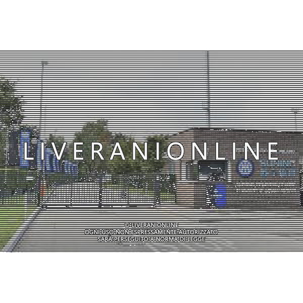 © TVRG Allenamento Inter nella foto ingresso Suning Training Centre Appiano Gentile (CO) 27-09-2021 Centro sportivo Suning in memoria di Angelo Moratti Allenamento dell\'Inter in preparazione della gara contro lo Shakhtar Donetsk valevole per la 2a giornata del gruppo D della fase a gironi della UEFA Champions League foto Roberto Garavaglia/ag. Aldo Liverani sas/AGENZIA ALDO LIVERANI SAS