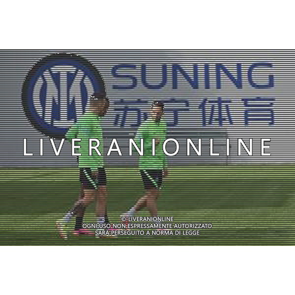 ¬© TVRG Allenamento Inter nella foto Hakan Calhanoglu Appiano Gentile (CO) 27-09-2021 Centro sportivo Suning in memoria di Angelo Moratti Allenamento dell\'Inter in preparazione della gara contro lo Shakhtar Donetsk valevole per la 2a giornata del gruppo D della fase a gironi della UEFA Champions League foto Roberto Garavaglia/ag. Aldo Liverani sas/AGENZIA ALDO LIVERANI SAS