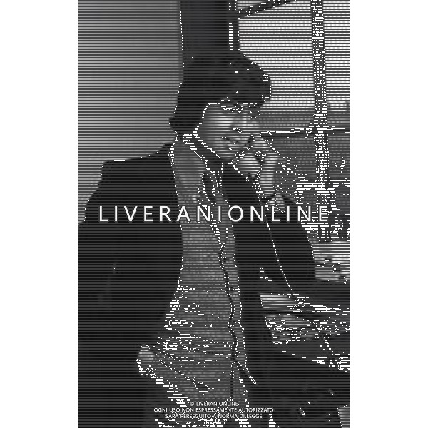 RETROSPETTIVA LITTLE TONY PSEUDONIMO DI ANTONIO CIACCI CANTANTE NELLA FOTO LITTLE TONY PSEUDONIMO DI ANTONIO CIACCI A SANREMO NELL\'ANNO 1974 AG ALDO LIVERANI SAS