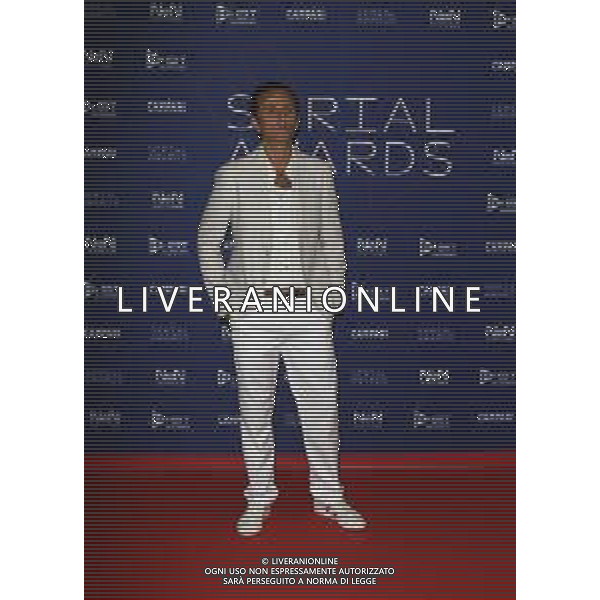 Milano ( MI ) 26/09/2021 Photocall del Red Carpet Cerimonia - Serial Awards -FeST - Festival delle Serie TV Nella foto: Giovanni Luca Picariello in arte Ghemon, Cantante PH Lauro Montagnini /AGENZIA ALDO LIVERANI SAS