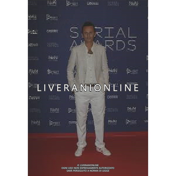 Milano ( MI ) 26/09/2021 Photocall del Red Carpet Cerimonia - Serial Awards -FeST - Festival delle Serie TV Nella foto: Giovanni Luca Picariello in arte Ghemon, Cantante PH Lauro Montagnini /AGENZIA ALDO LIVERANI SAS
