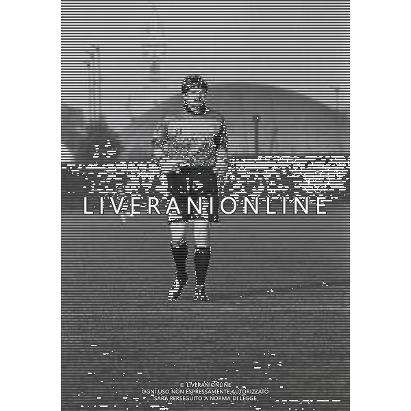 RETROSPETTIVA ASTUTILIO MALGIOGLIO CALCIATORE NELLA FOTO ASTUTILIO MALGIOGLIO CON LA MAGLIA DELL\'ATALANTA CALCIO NELL\'ANNO 1991-1992 AG ALDO LIVERANI SAS