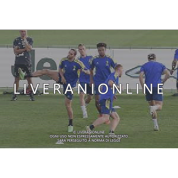 Torino 28.09.2021 Juventus Centre Continassa Allenamento rifinitura Champions League 2021/2022 ©Manuela Viganti/Ag. Aldo Liverani sas Nella foto: il gruppo durante l\'allenamento - adrien rabiot e weston mc Kennie ©VIGANTI/AGENZIA ALDO LIVERANI SAS