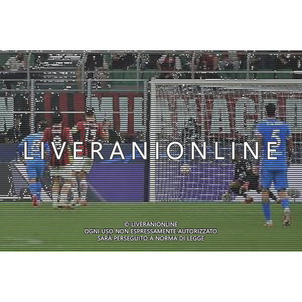 Antoine Griezmann (Atletico Madrid) segna il gol dell\'1 a 1 Milan vs Atletico Madrid UEFA Champions League fase a gironi 2a giornata - gruppo B Milano 28-09-2021 Stadio Giuseppe Meazza - San Siro foto Roberto Garavaglia/ag. Aldo Liverani sas /AGENZIA ALDO LIVERANI SAS