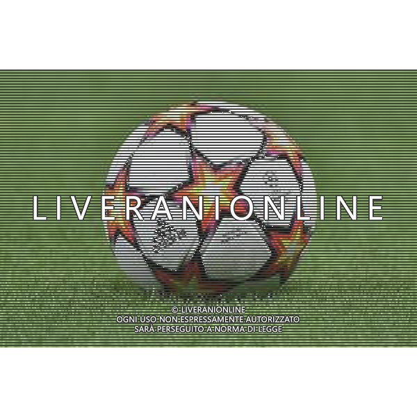 il pallone ufficiale delle gare della UEFA Champions League Milan vs Atletico Madrid UEFA Champions League fase a gironi 2a giornata - gruppo B Milano 28-09-2021 Stadio Giuseppe Meazza - San Siro foto Roberto Garavaglia/ag. Aldo Liverani sas /AGENZIA ALDO LIVERANI SAS