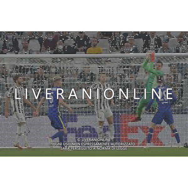 Torino 29.09.2021 Stadio Allianz Stadium ©Alessandro Falzone/Agenzia Aldo Liverani Juventus vs Chelsea Champions League 2021/2022 Nella foto : Wojciech Szczęsny