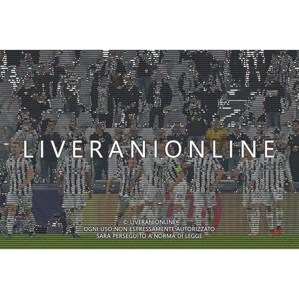 Torino 29.09.2021 Stadio Allianz Stadium ©Alessandro Falzone/Agenzia Aldo Liverani Juventus vs Chelsea Champions League 2021/2022 Nella foto : Esultanza gol di Federico Chiesa