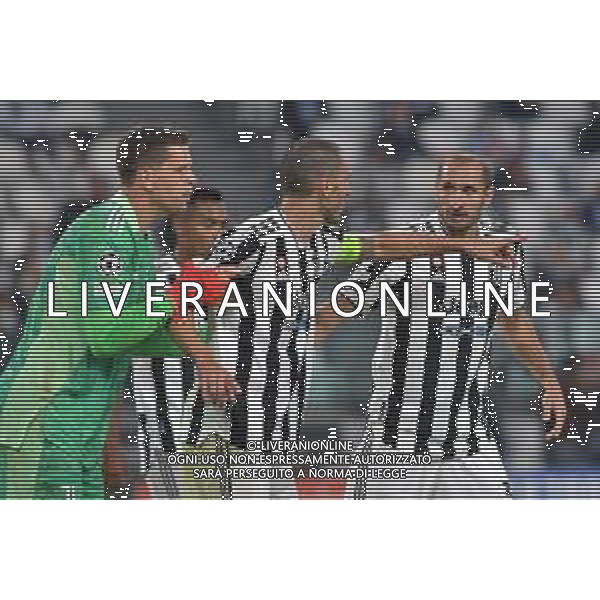 Torino 29.09.2021 Stadio Allianz Stadium ©Alessandro Falzone/Agenzia Aldo Liverani Juventus vs Chelsea Champions League 2021/2022 Nella foto : Wojciech Szczęsny-Giorgio Chiellini-Leonardo Bonucci