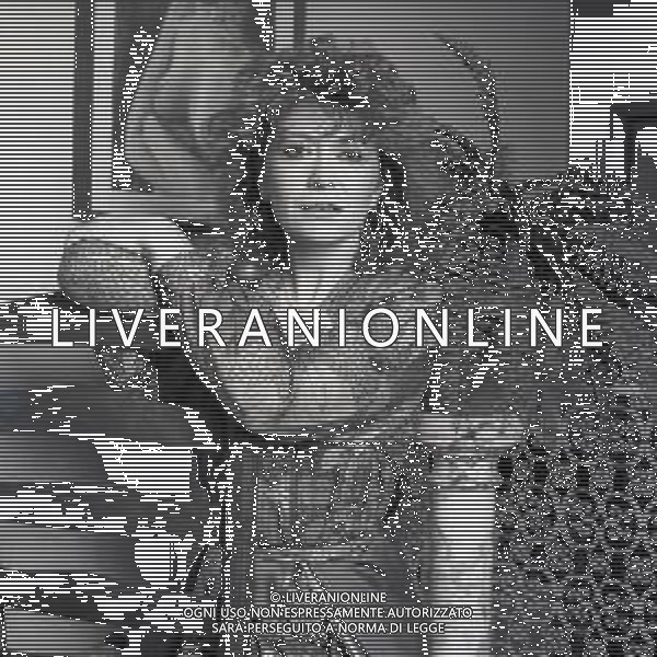 RETROSPETTIVA PAOLA QUATTRINI ATTRICE NELLA FOTO PAOLA QUATTRINI A MILANO NELL\'ANNO 1982  AG ALDO LIVERANI SAS 