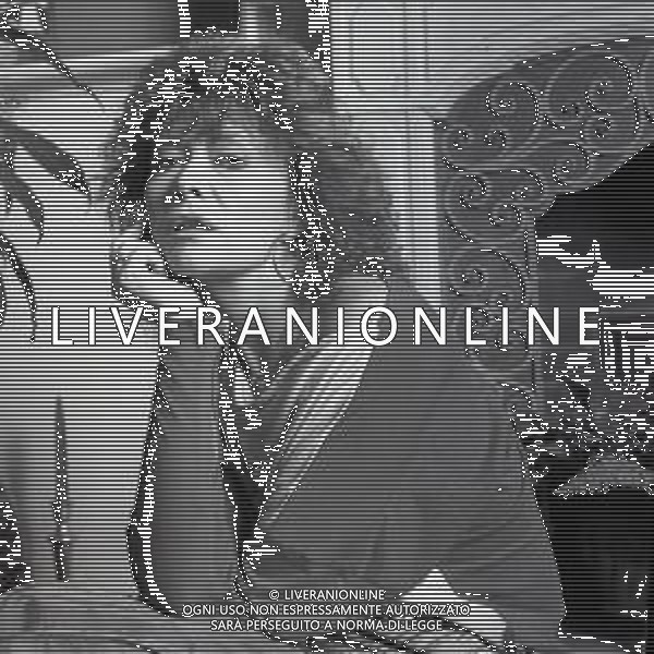 RETROSPETTIVA PAOLA QUATTRINI ATTRICE NELLA FOTO PAOLA QUATTRINI A MILANO NELL\'ANNO 1982  AG ALDO LIVERANI SAS 