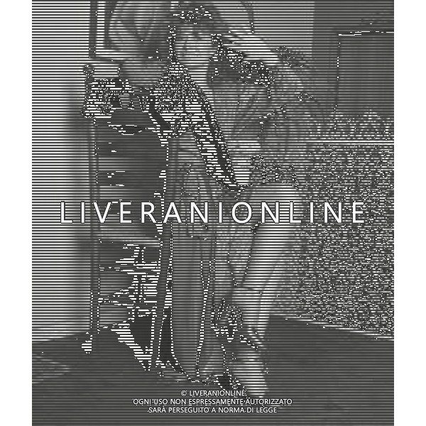 RETROSPETTIVA PAOLA QUATTRINI ATTRICE NELLA FOTO PAOLA QUATTRINI A MILANO NELL\'ANNO 1982  AG ALDO LIVERANI SAS 